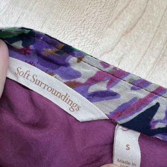 Soft Surroundings Bouquet of Roses Floral Short Sleeve Tunic Purple Size Small - Picture 12 of 14